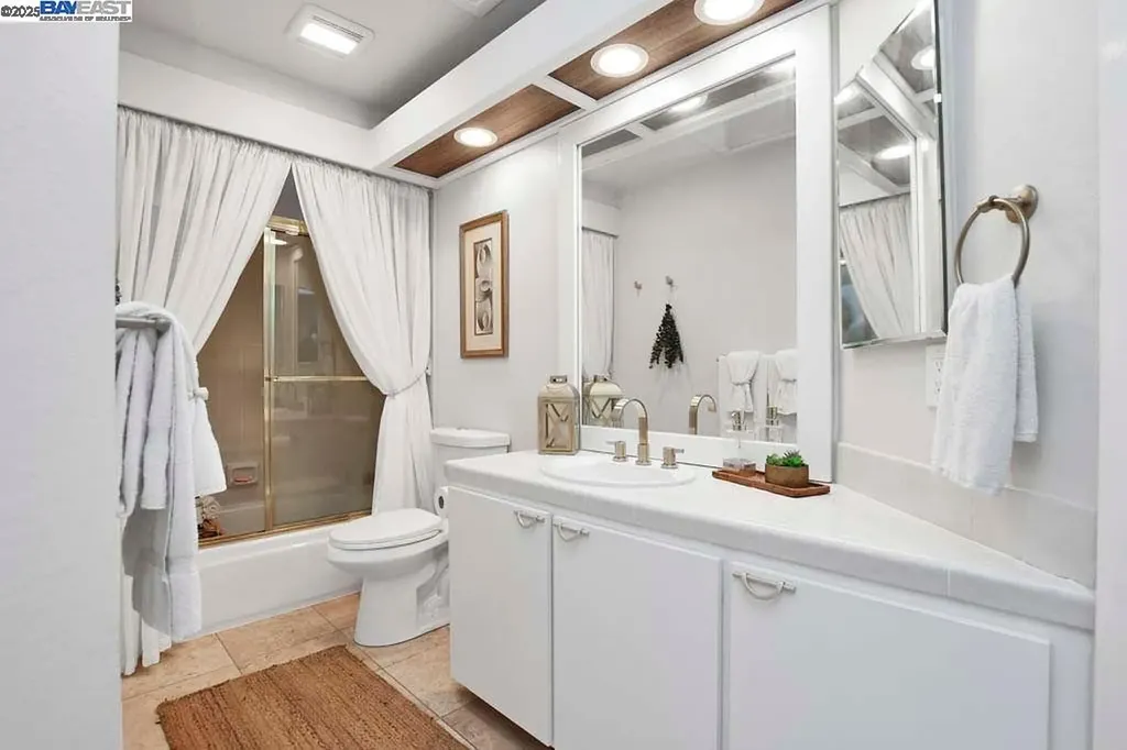 1864 Dune Point Way Discovery Bay CA 94505