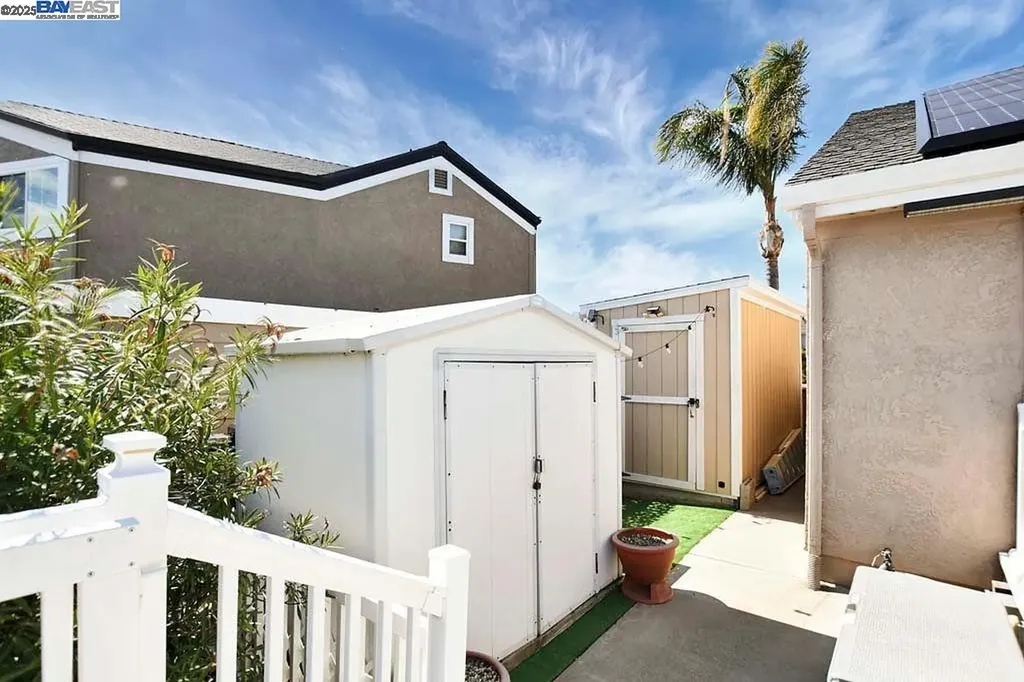 1864 Dune Point Way Discovery Bay CA 94505