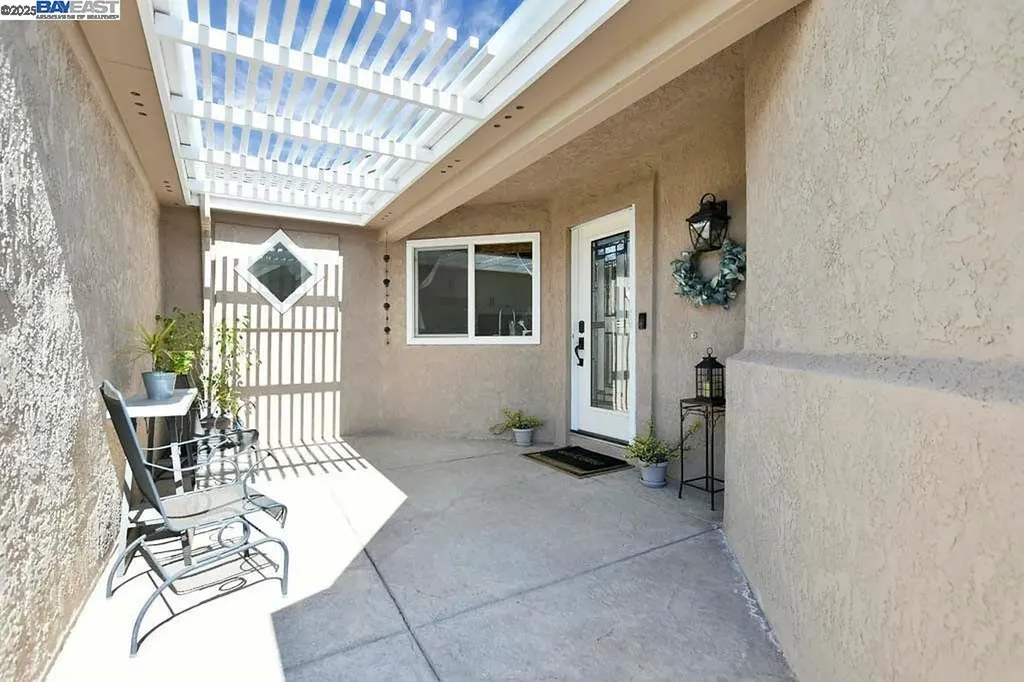 1864 Dune Point Way Discovery Bay CA 94505