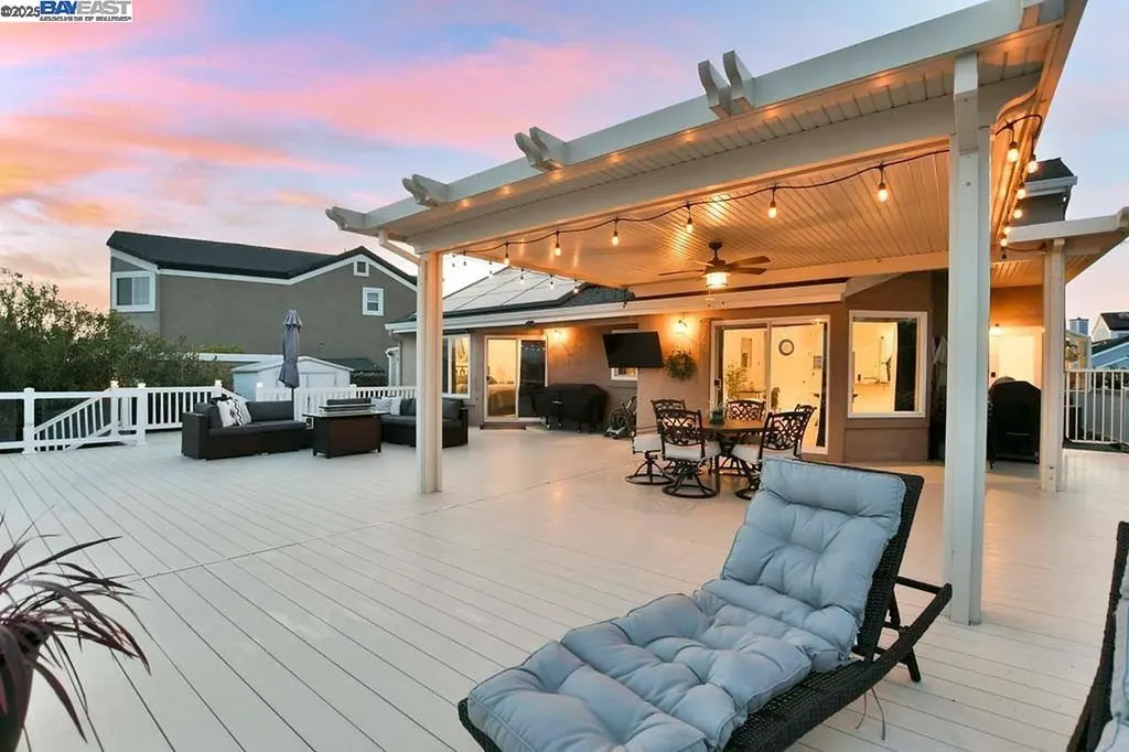 1864 Dune Point Way Discovery Bay CA 94505