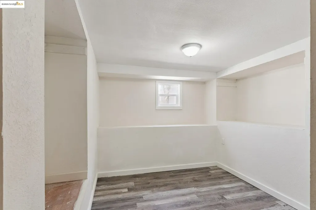 2322 21st Street Oakland CA 94601