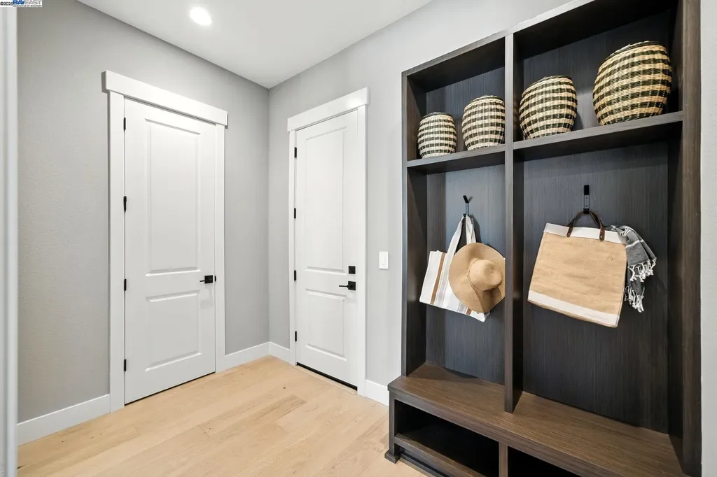 1683 Wren Street Dublin CA 94568