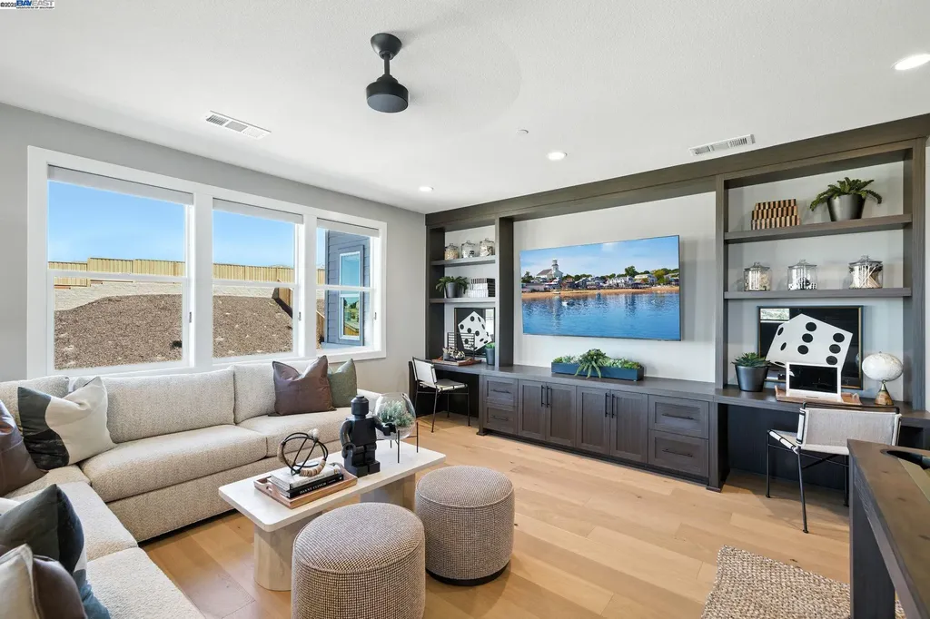 1683 Wren Street Dublin CA 94568