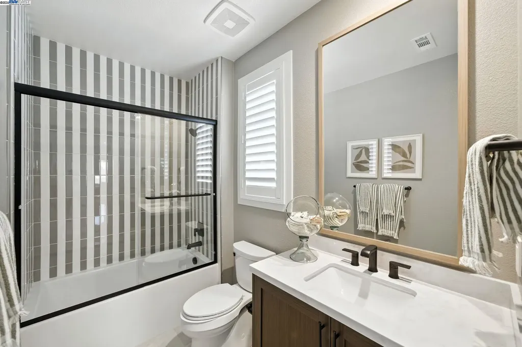 1683 Wren Street Dublin CA 94568