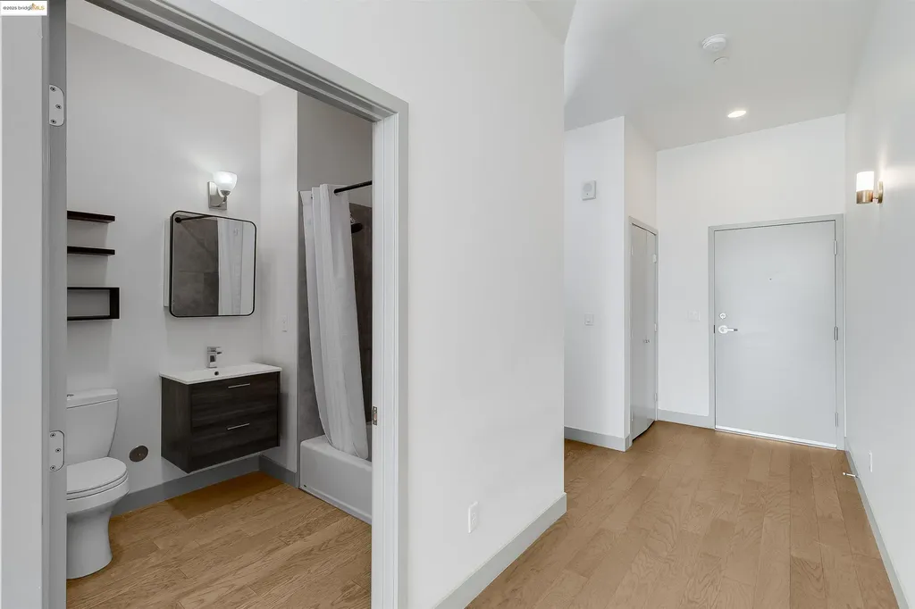 410 Webster Street Oakland CA 94607