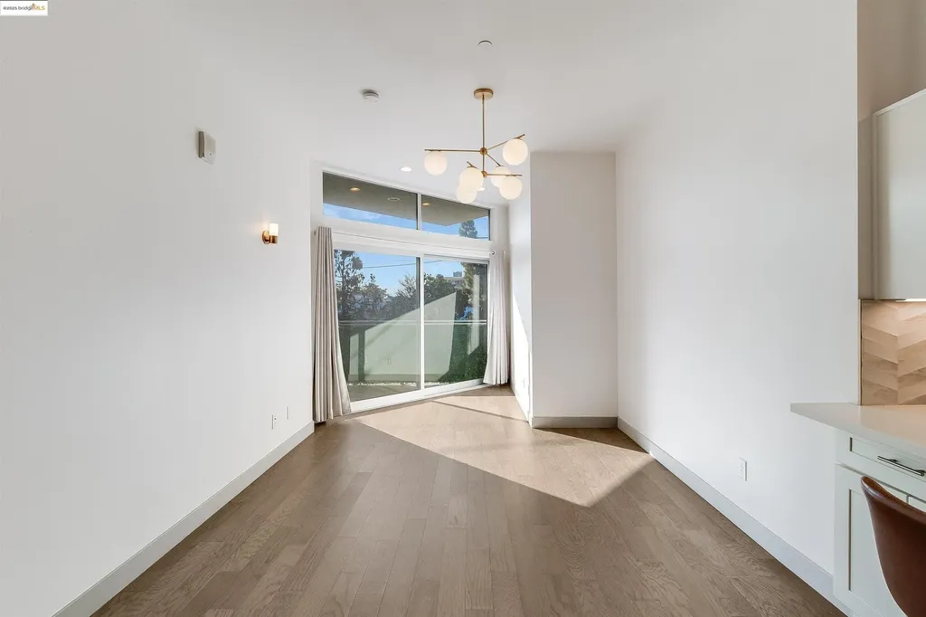 410 Webster Street Oakland CA 94607