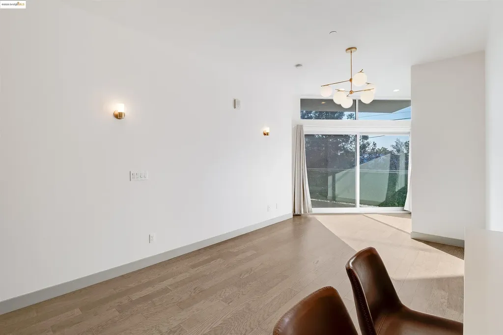 410 Webster Street Oakland CA 94607