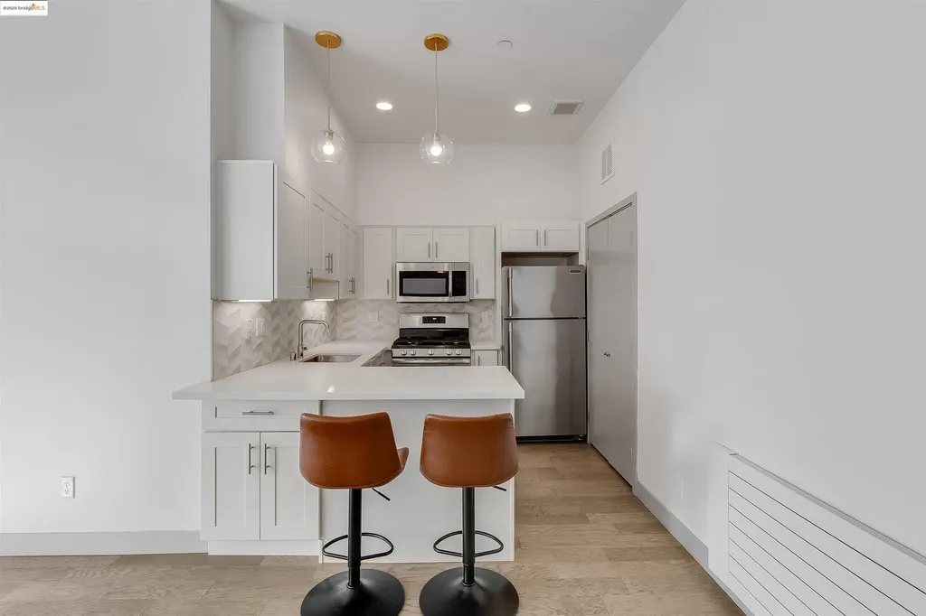 410 Webster Street Oakland CA 94607