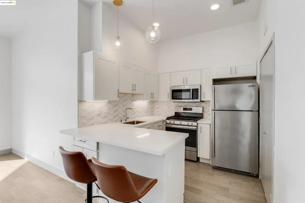 410 Webster Street Oakland CA 94607