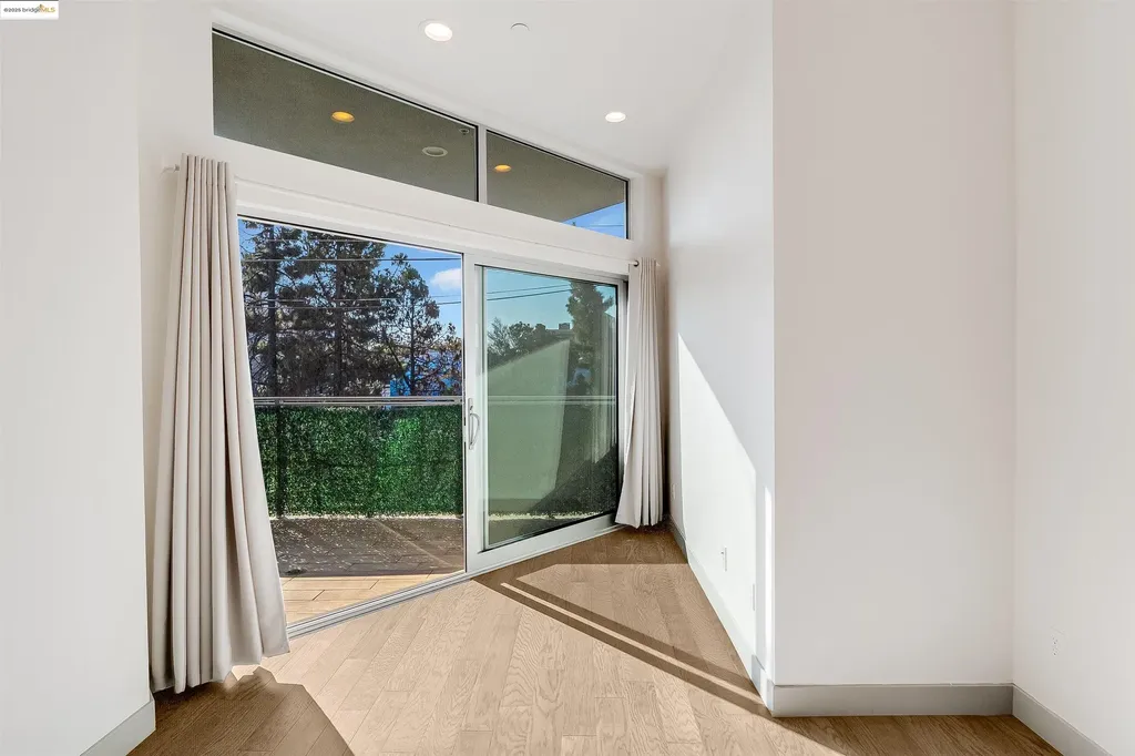 410 Webster Street Oakland CA 94607