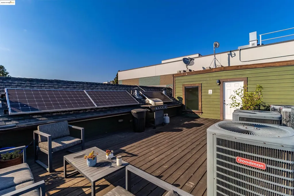 410 Webster Street Oakland CA 94607