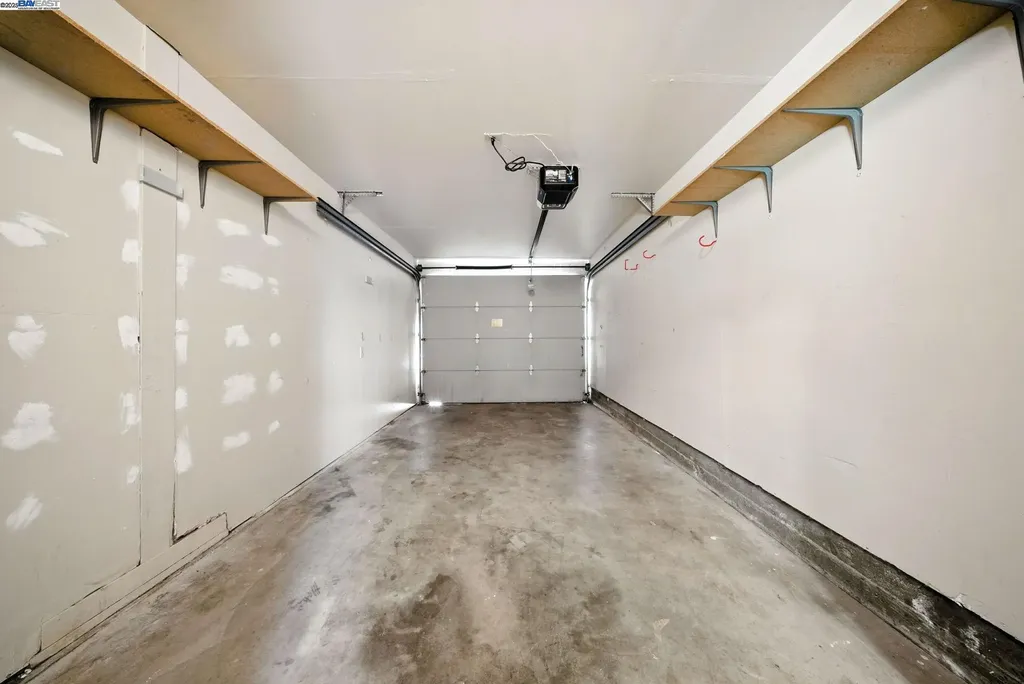 1523 Verdi Street Alameda CA 94501