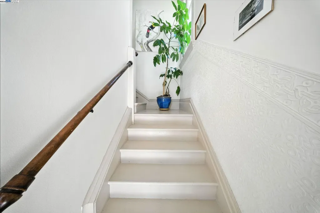 1523 Verdi Street Alameda CA 94501