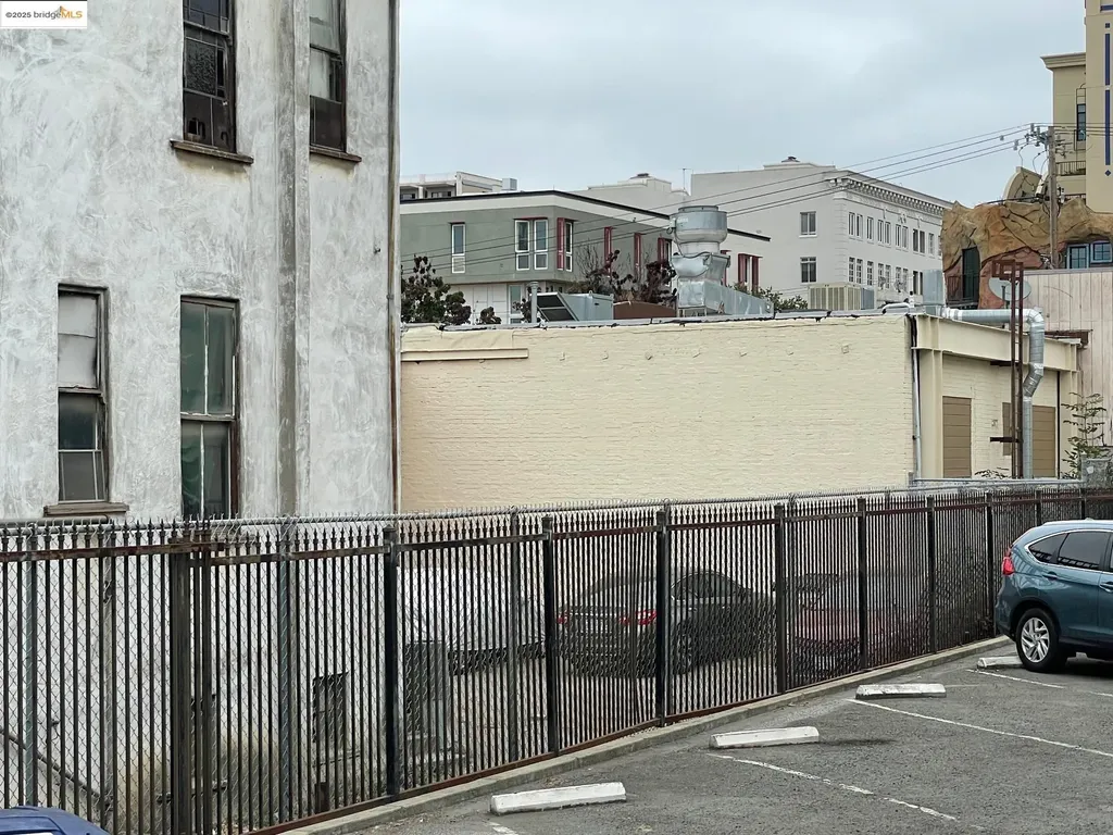 2509 Dwight Way Berkeley CA 94704