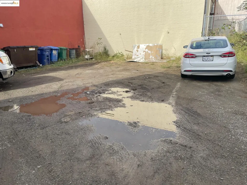 2509 Dwight Way Berkeley CA 94704