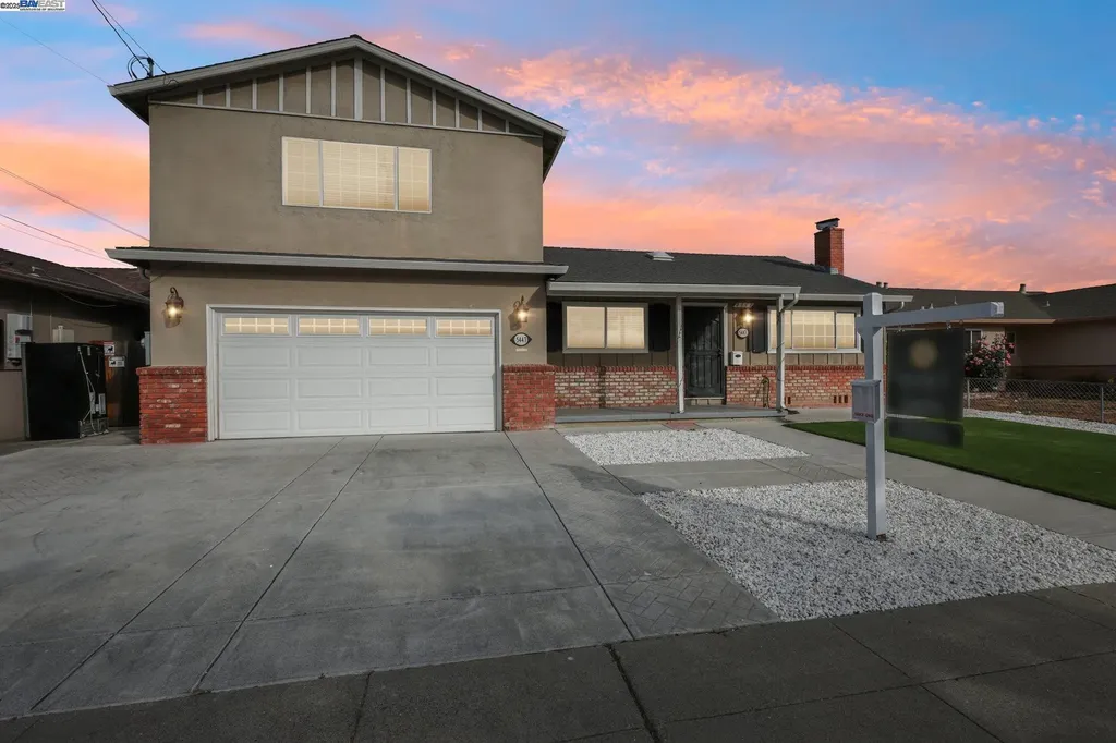 5447 Saint Mark Avenue Newark CA 94560