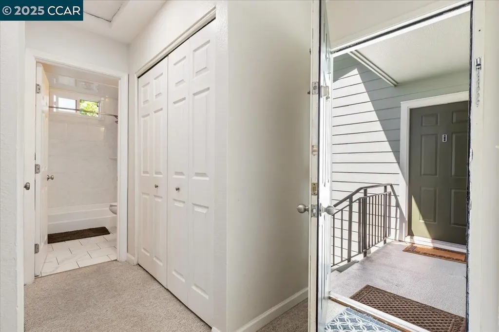68 Emery Bay Drive Emeryville CA 94608
