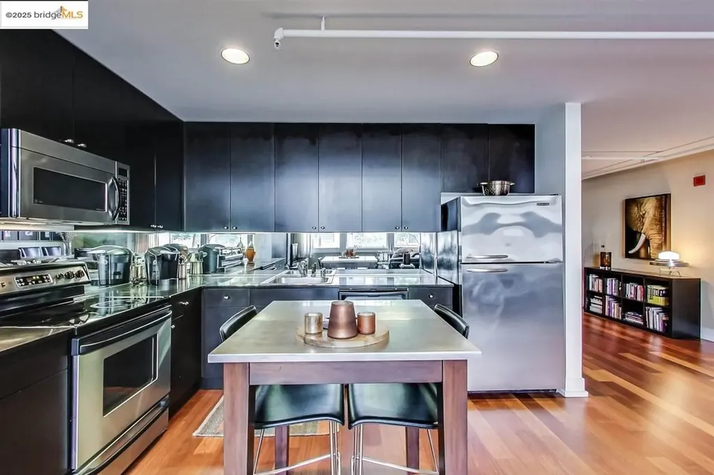 311 Oak Street Oakland CA 94607