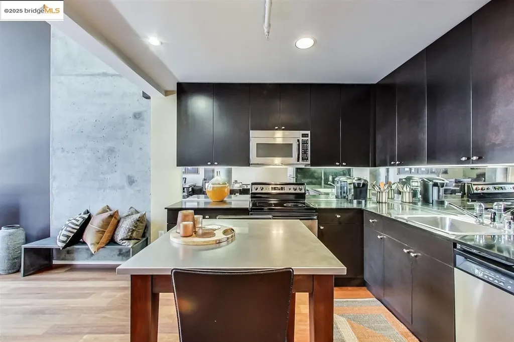 311 Oak Street Oakland CA 94607