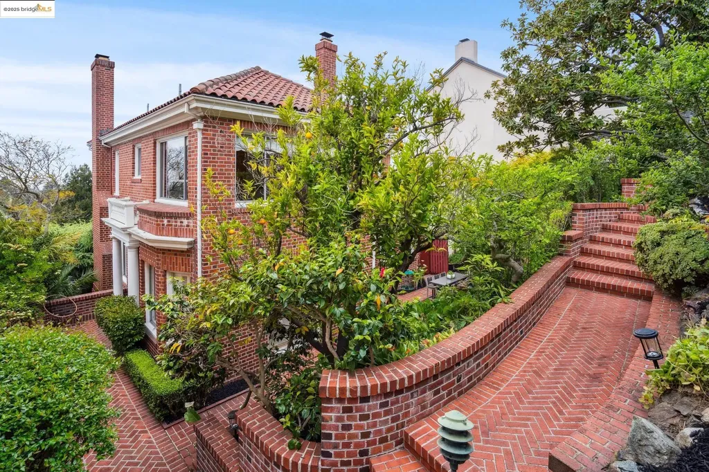 80 Oak Ridge Road Berkeley CA 94705