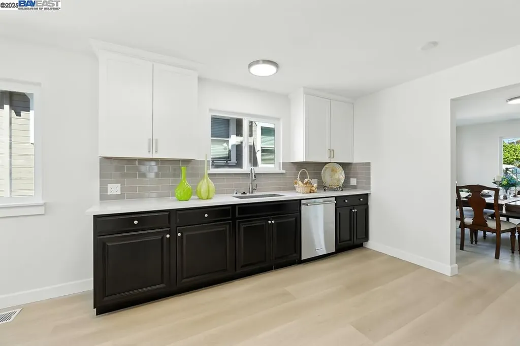 1739 22nd Street Oakland CA 94606