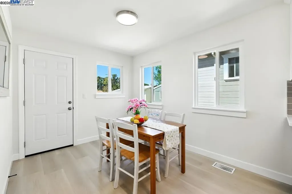 1739 22nd Street Oakland CA 94606