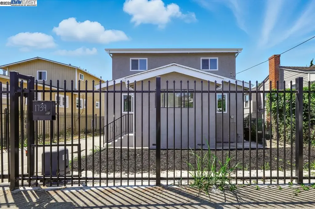 1739 22nd Street Oakland CA 94606