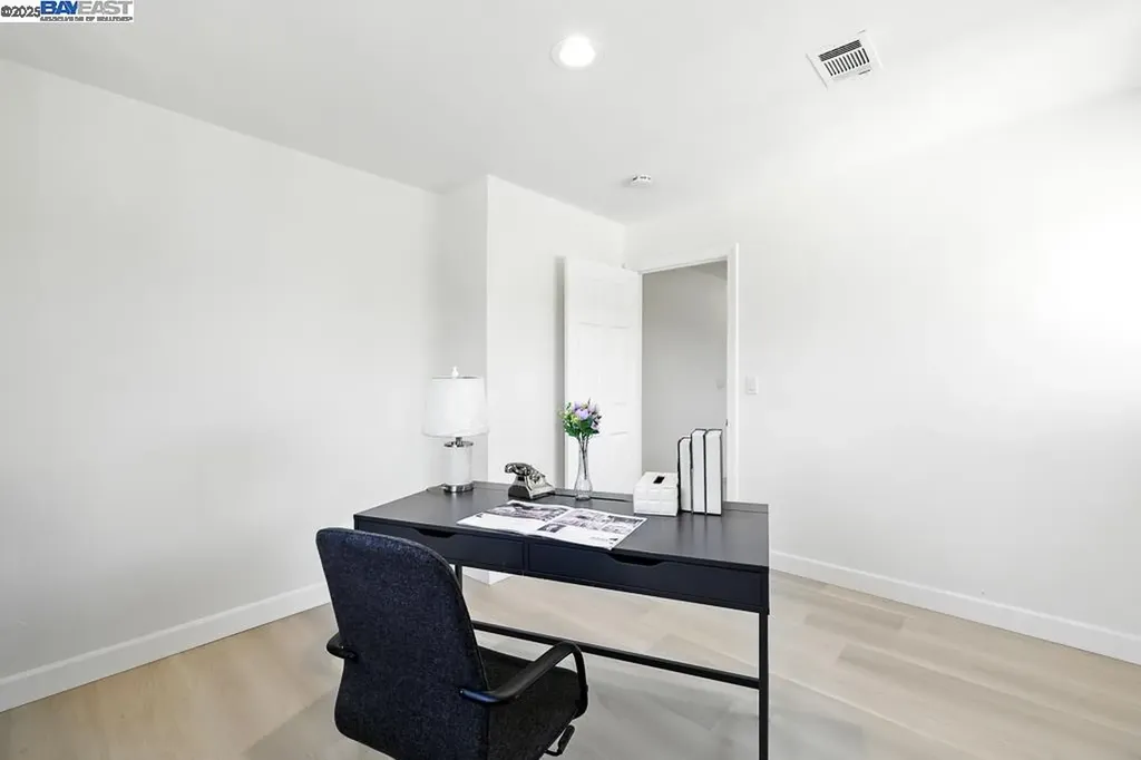 1739 22nd Street Oakland CA 94606