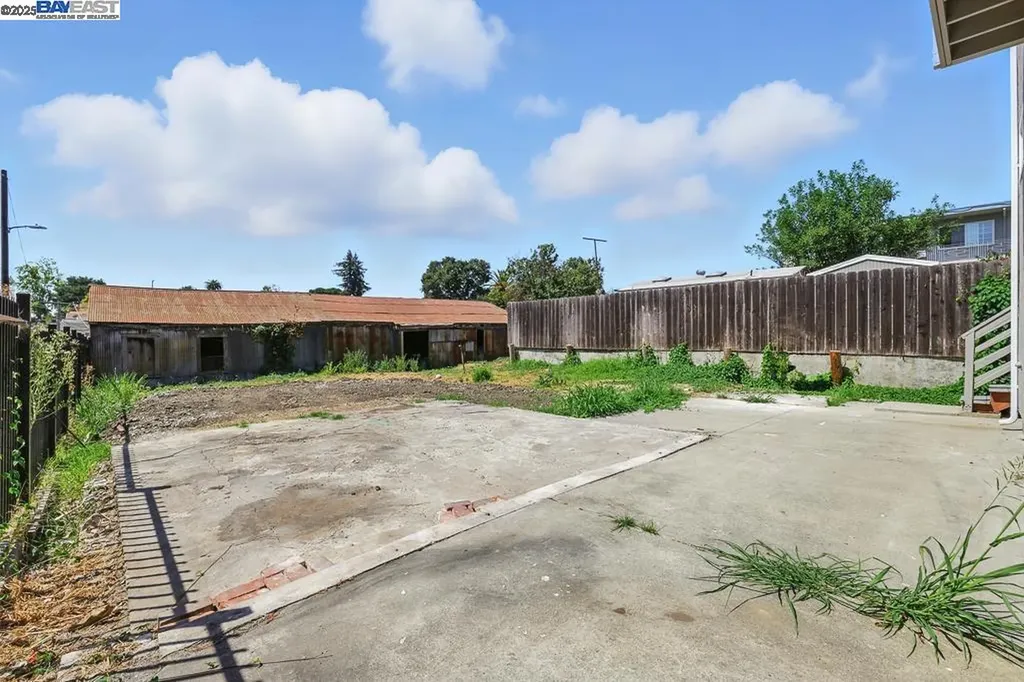 1739 22nd Street Oakland CA 94606