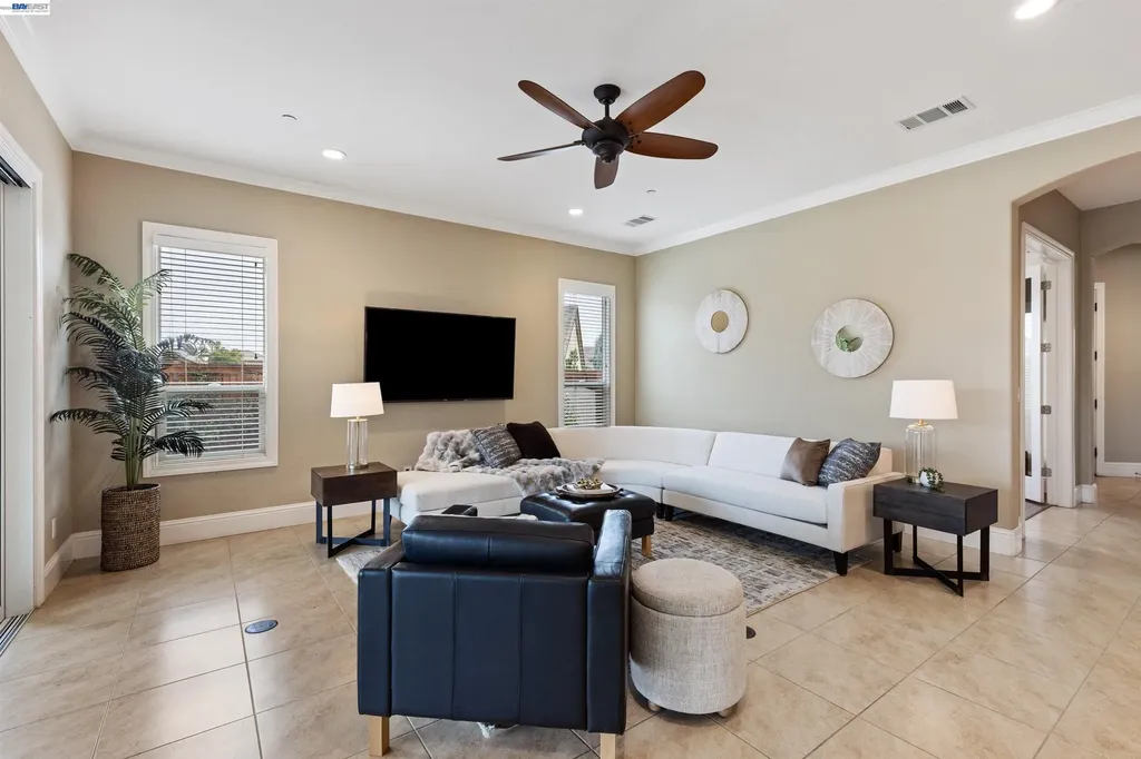 2062 Reserva Court Brentwood CA 94513