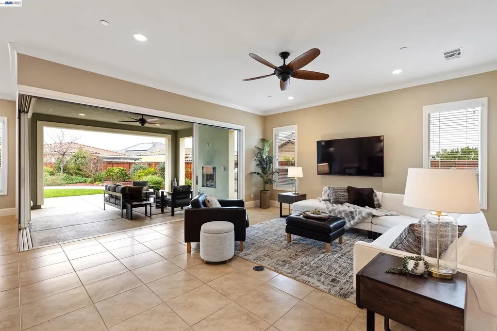 2062 Reserva Court Brentwood CA 94513