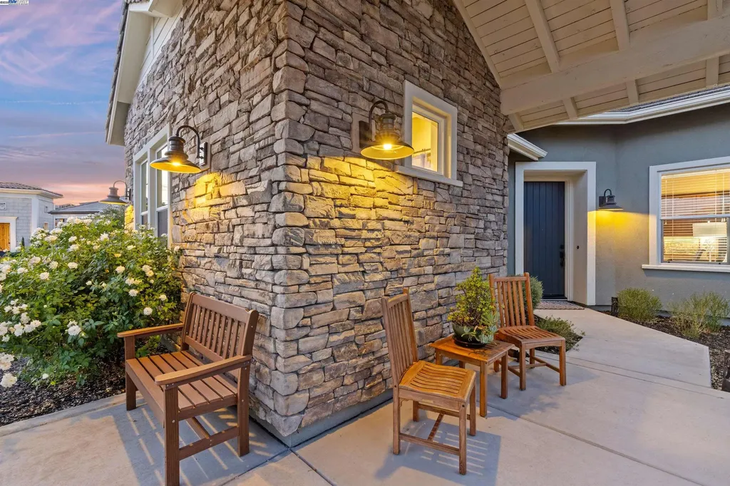 2062 Reserva Court Brentwood CA 94513