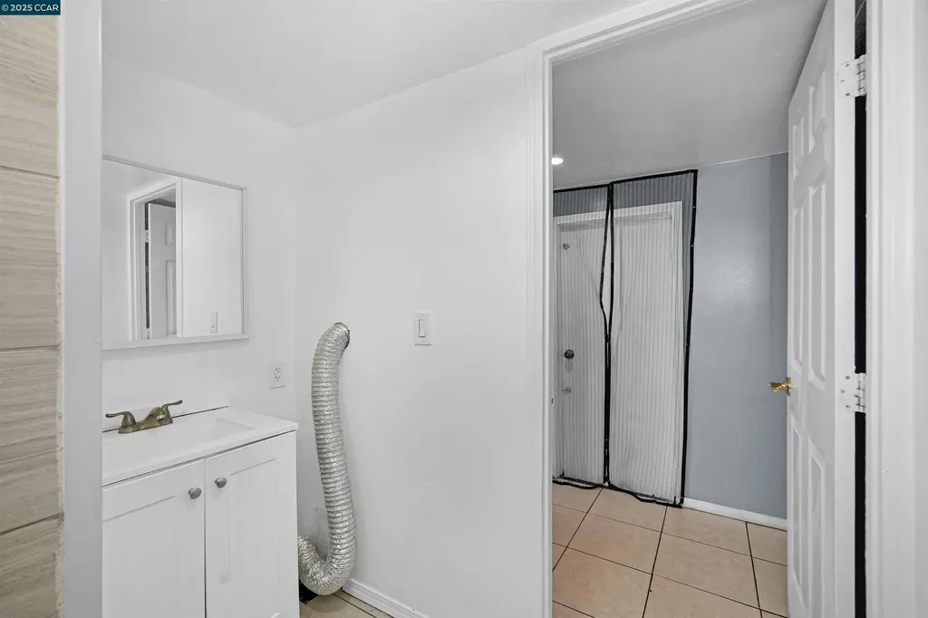 1153 Rumrill Boulevard San Pablo CA 94806