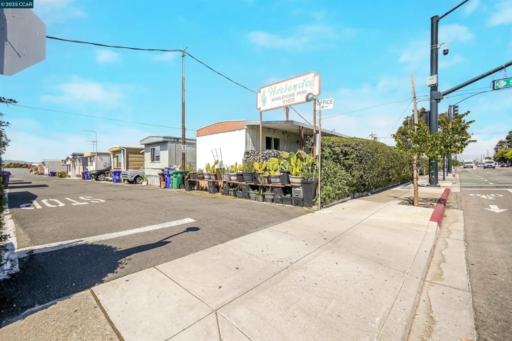 1153 Rumrill Boulevard San Pablo CA 94806