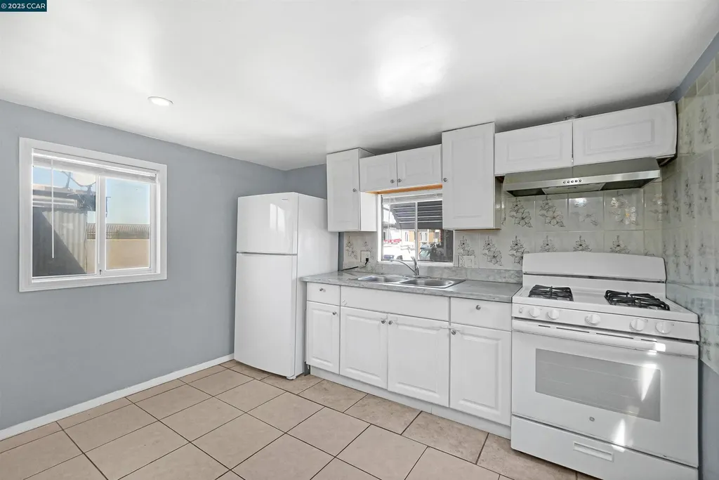 1153 Rumrill Boulevard San Pablo CA 94806