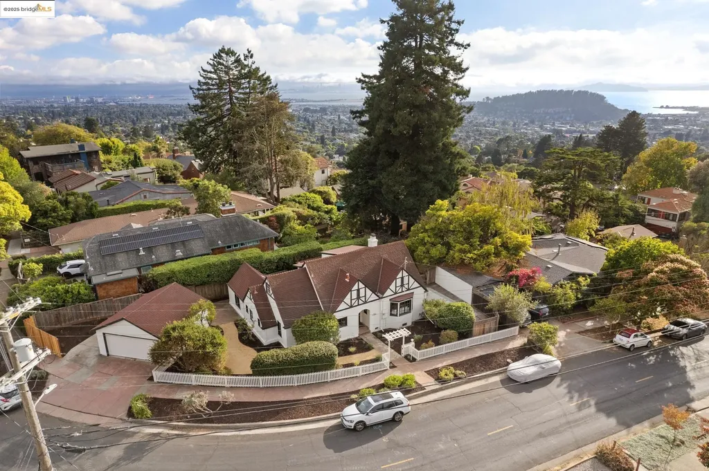 716 Coventry Road Kensington CA 94707
