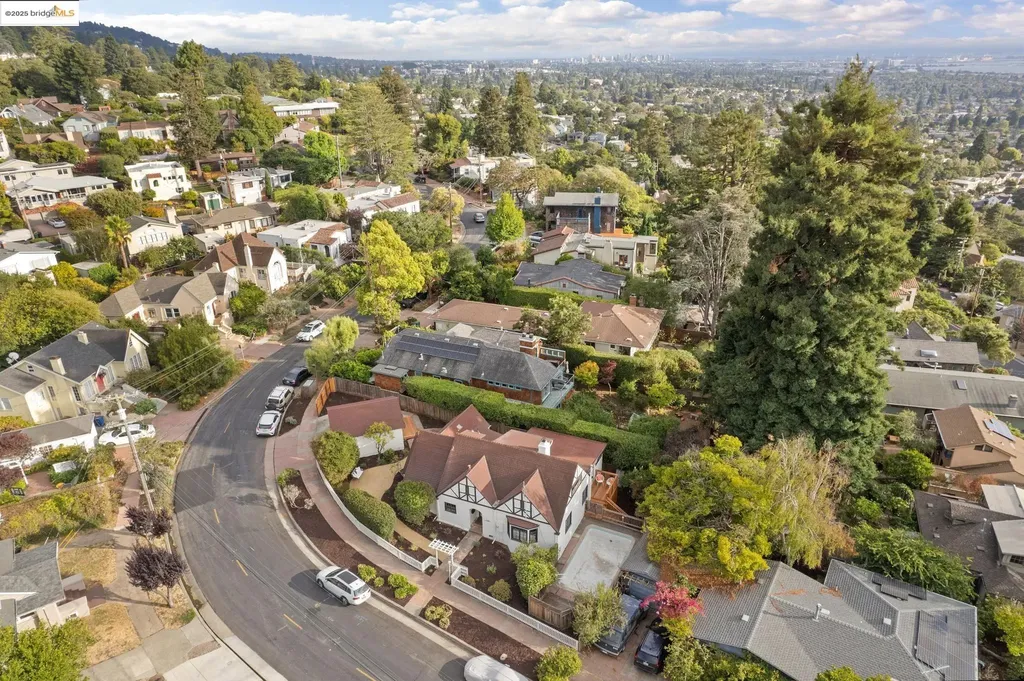 716 Coventry Road Kensington CA 94707