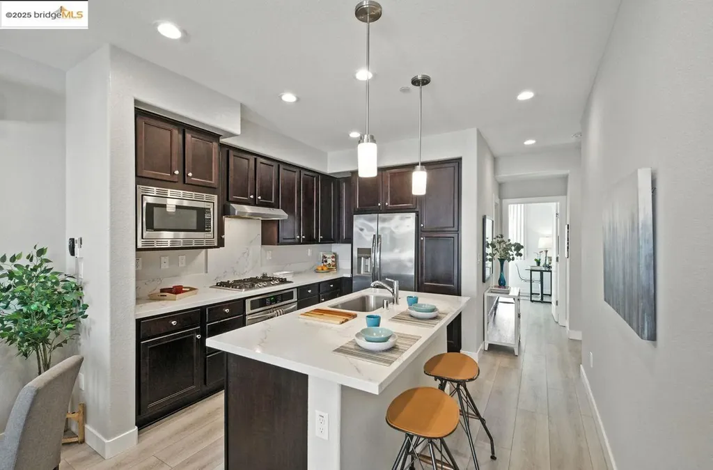 3014 Santa Clara Avenue El Cerrito CA 94530