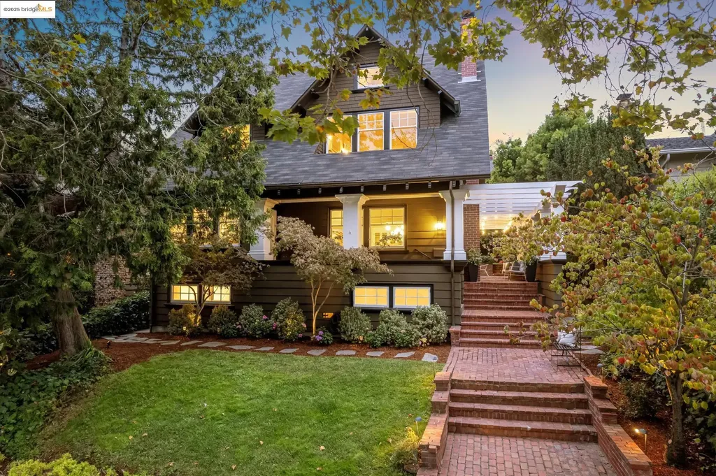 118 Hillside Avenue Piedmont CA 94611