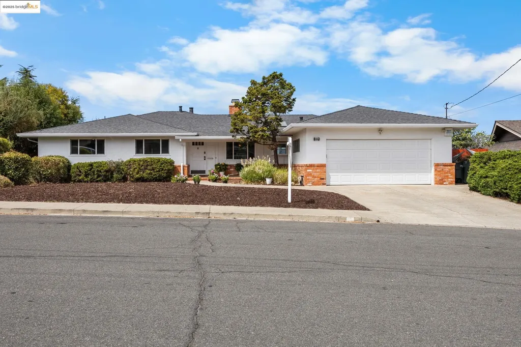 1834 Skyview Drive San Leandro CA 94577
