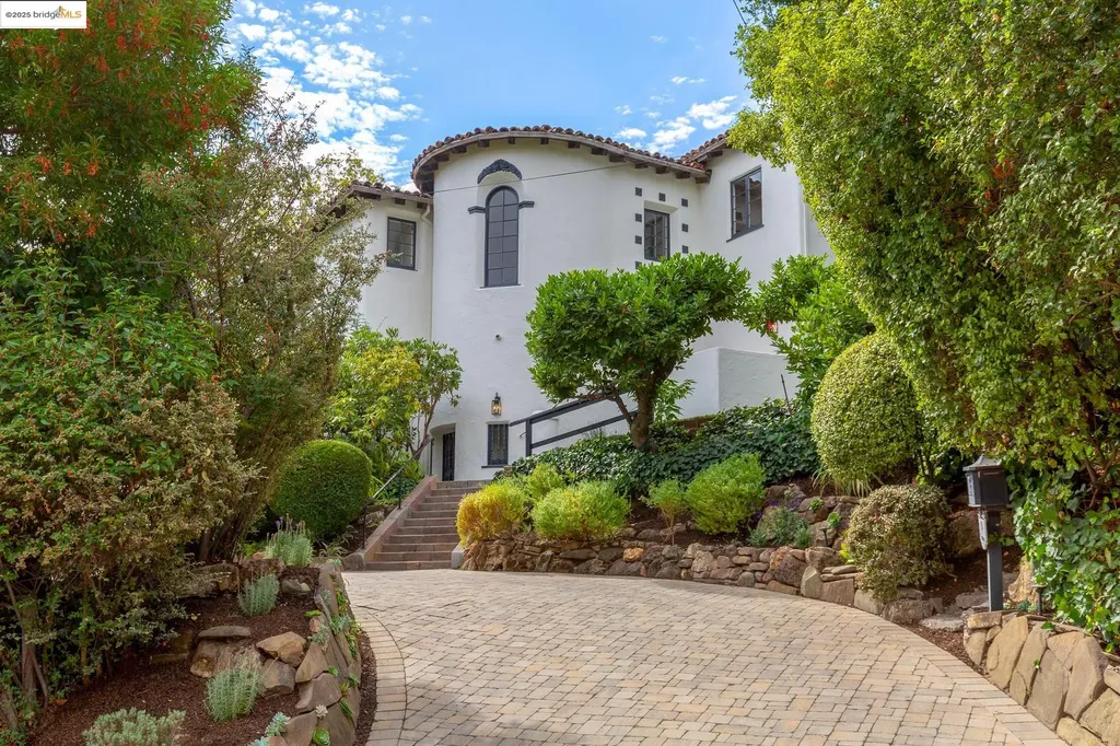 191 Indian Road Piedmont CA 94610