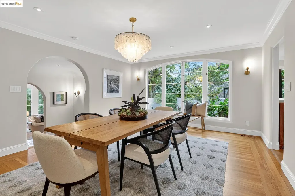 191 Indian Road Piedmont CA 94610