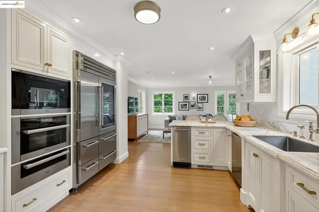 191 Indian Road Piedmont CA 94610