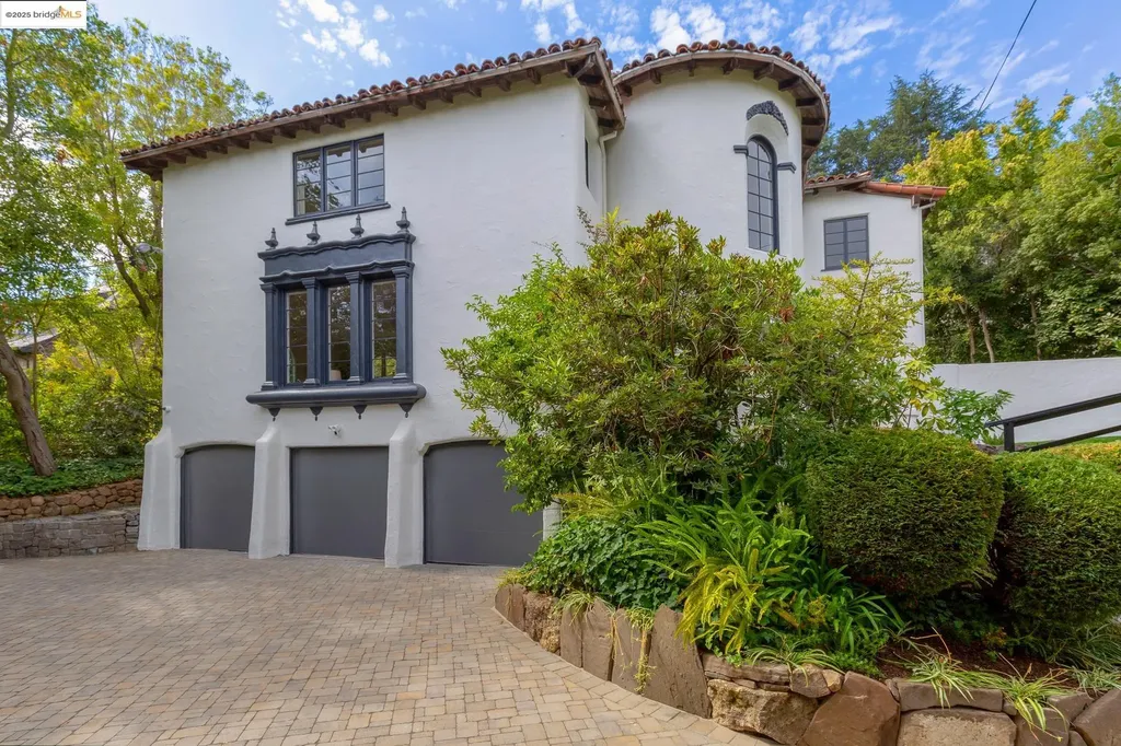 191 Indian Road Piedmont CA 94610