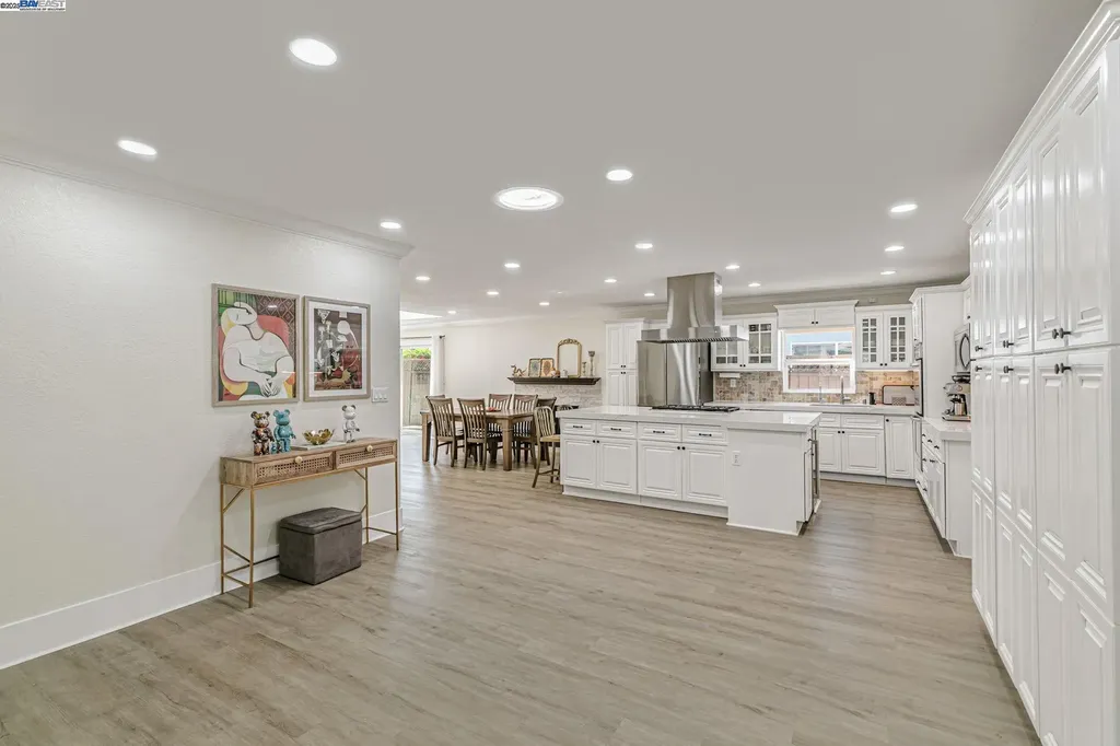 4714 Serra Avenue Fremont CA 94538