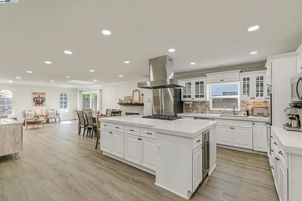 4714 Serra Avenue Fremont CA 94538