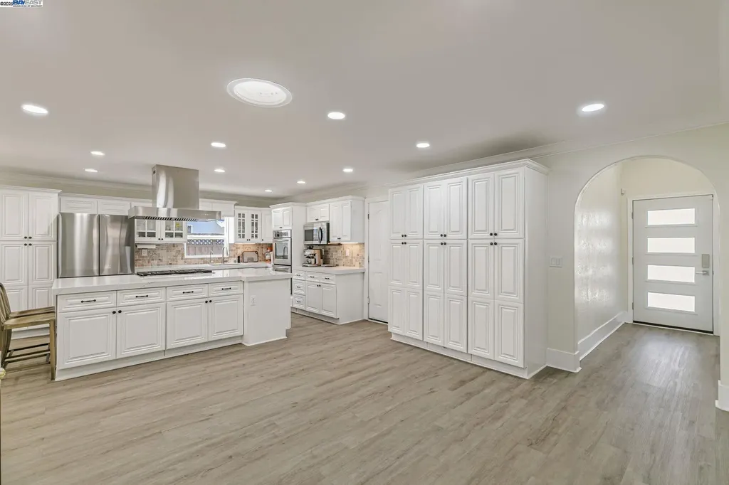 4714 Serra Avenue Fremont CA 94538