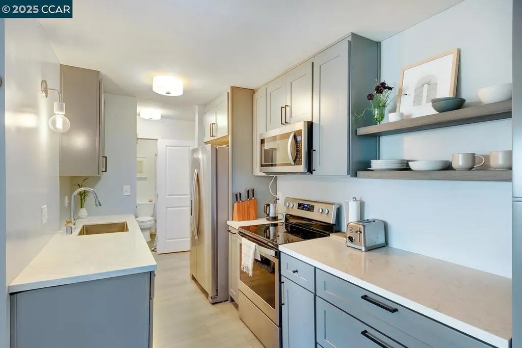567 Oakland Avenue Oakland CA 94611