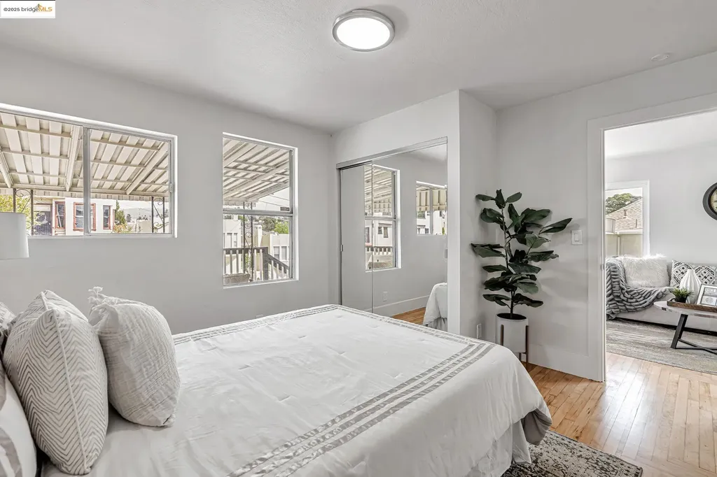 725 21st Street Oakland CA 94606