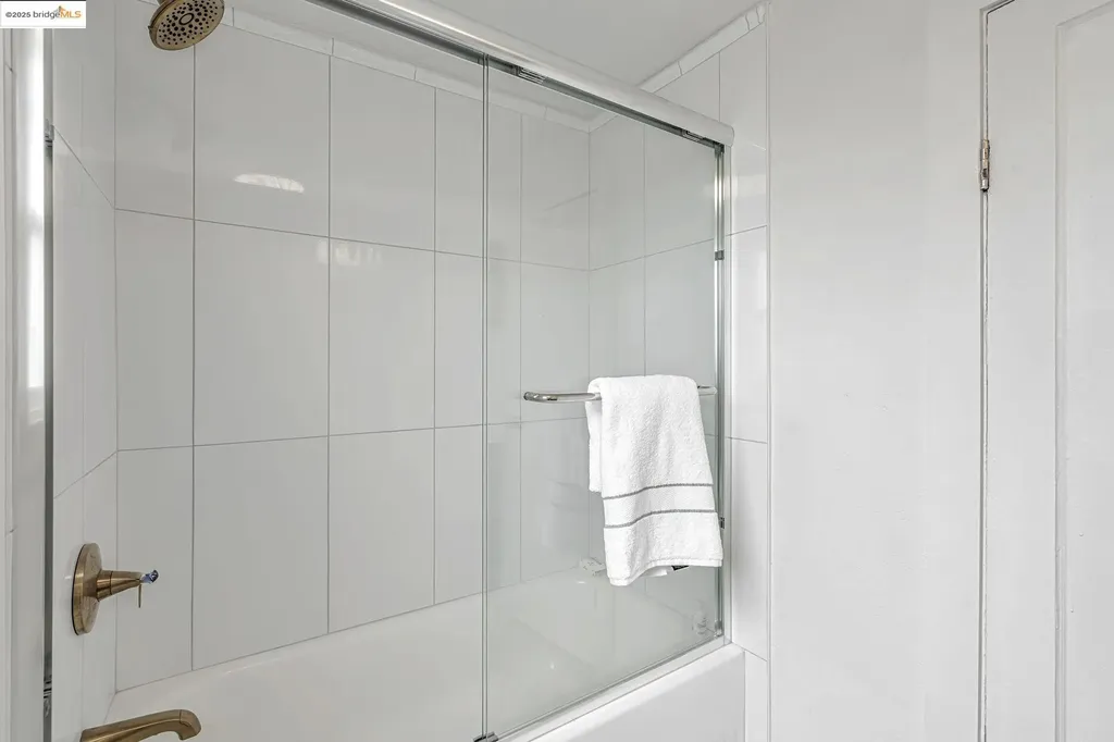 725 21st Street Oakland CA 94606